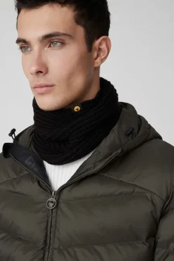 Flynn-Sciarpa Nera In Maglia
