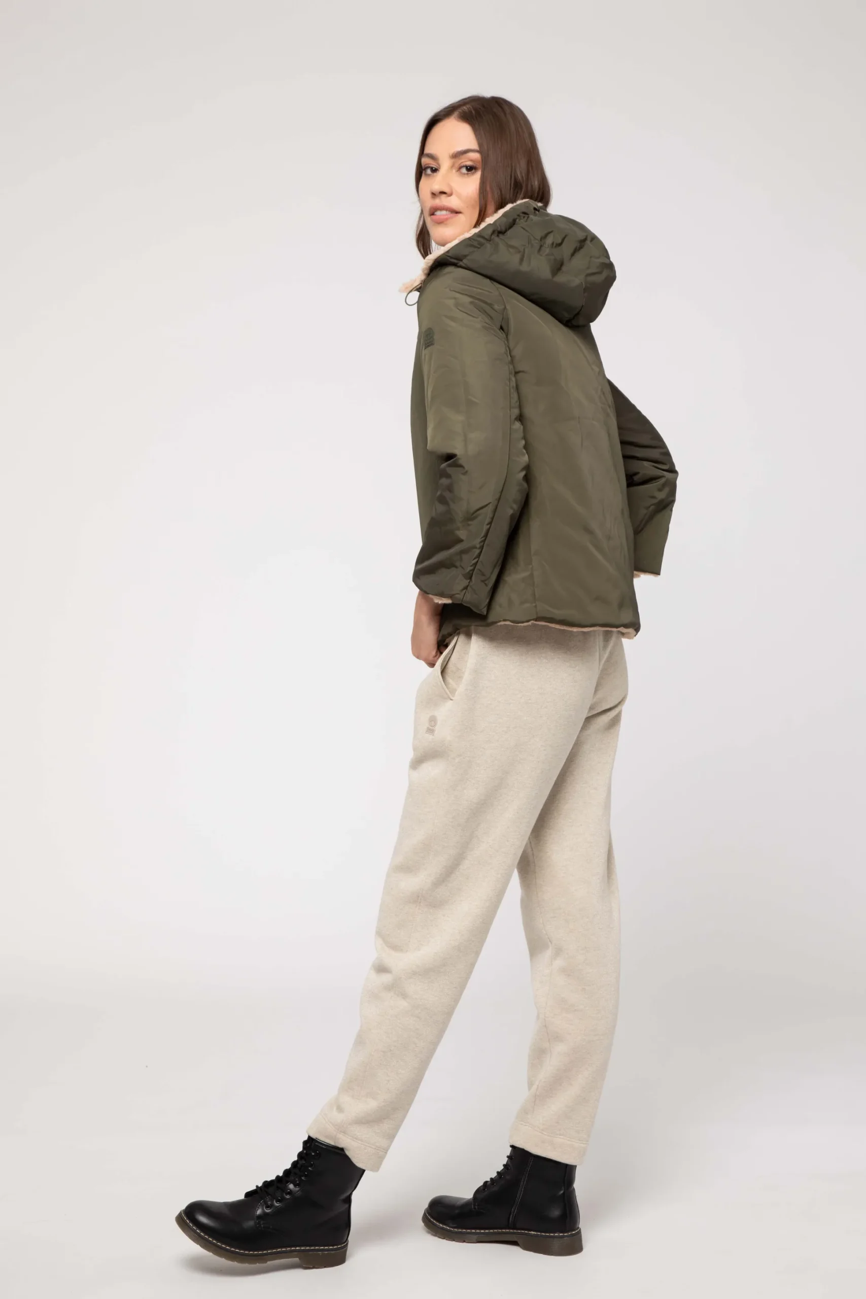 Giacca Beige Corta Reversibile Ad "A"