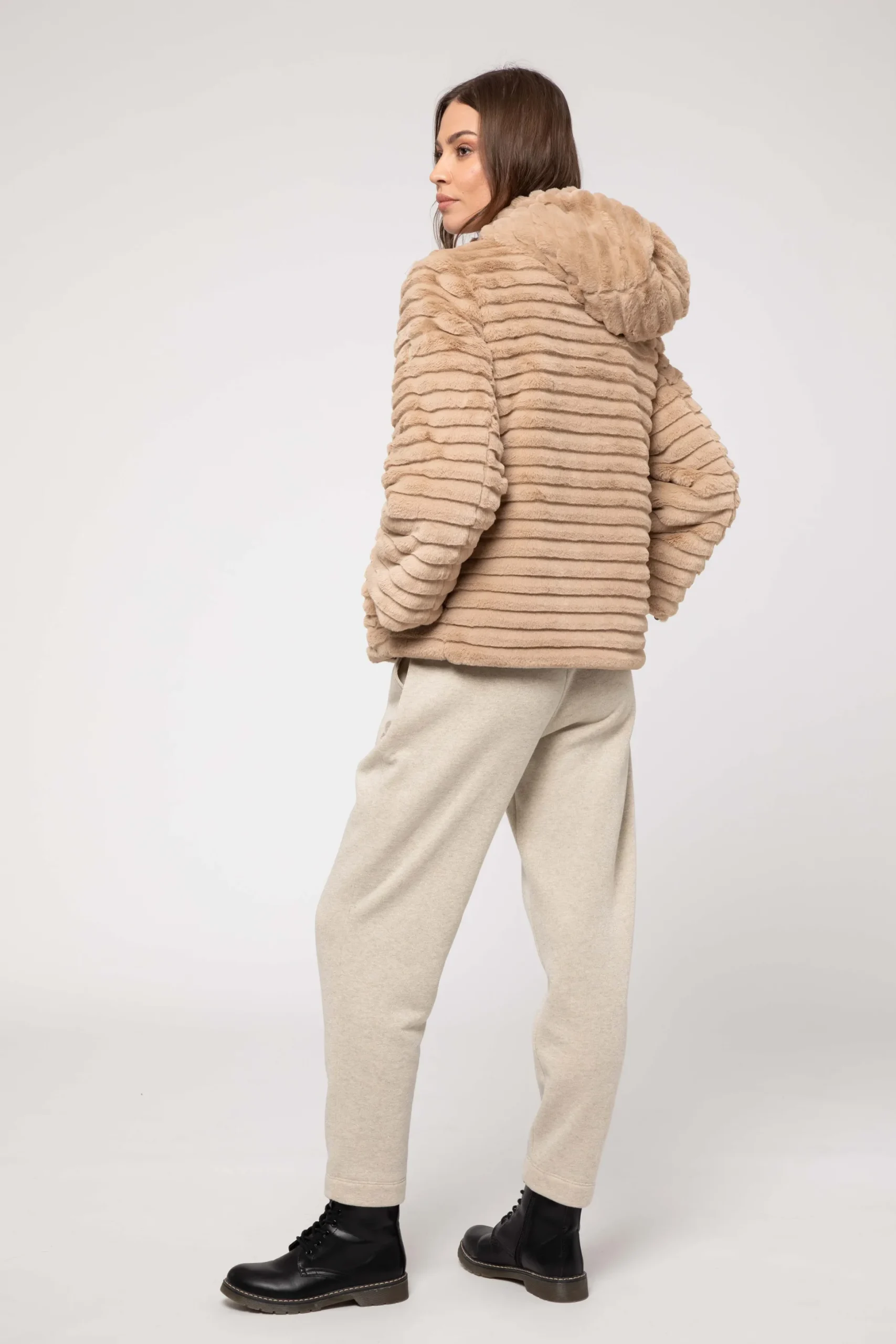Giacca Beige Corta Reversibile Ad "A"