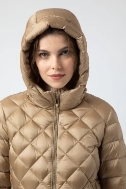 Nitak 2.2-Piumino Beige Lungo Con Mix Di Trapunte