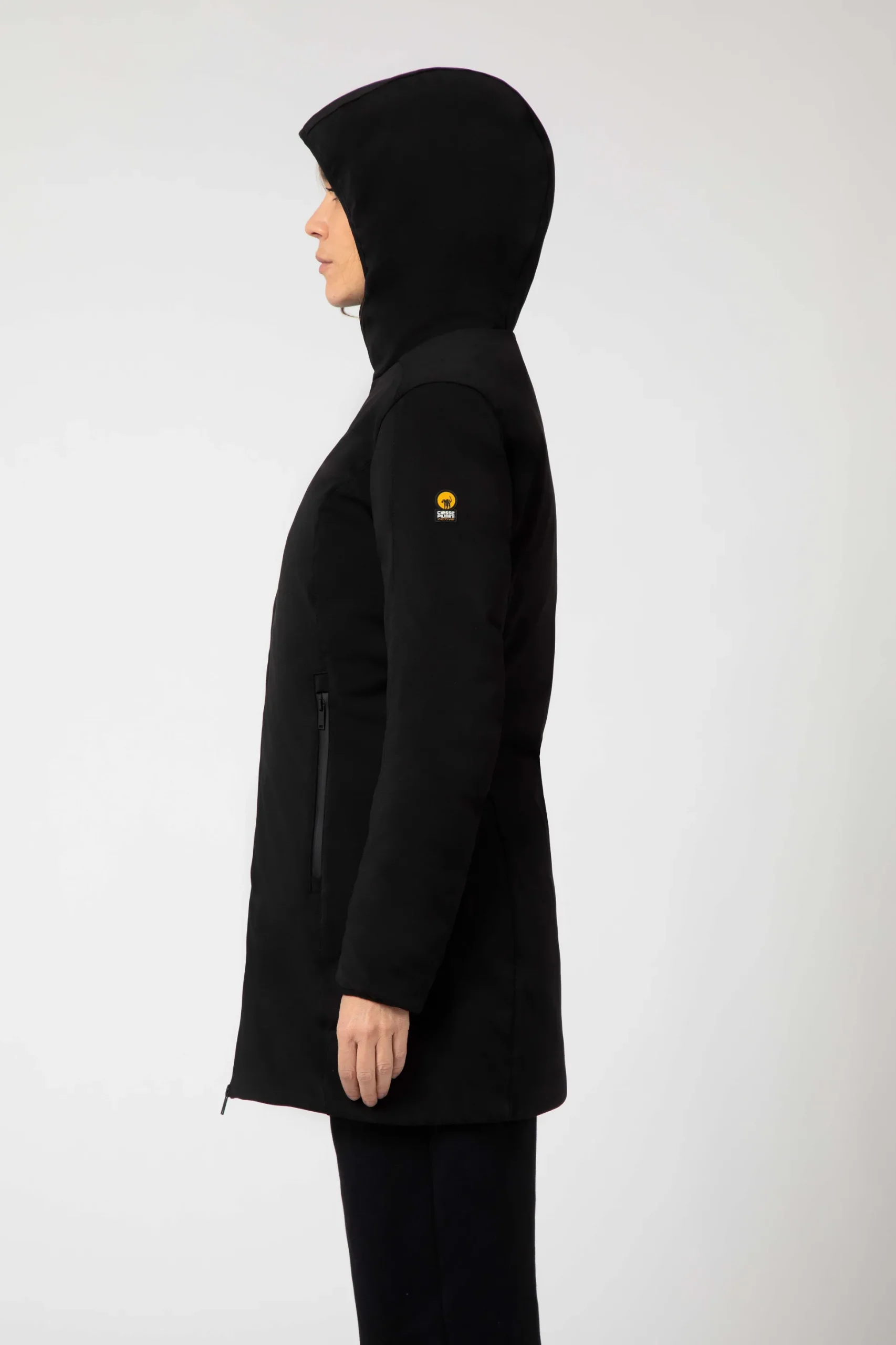 Ysabel-Cappotto Nero In Softshell Con Cappuccio